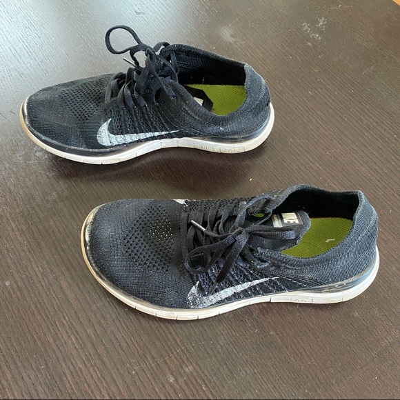 Nike Flyknit Sneakers- 8.5 - Picture 3 of 6